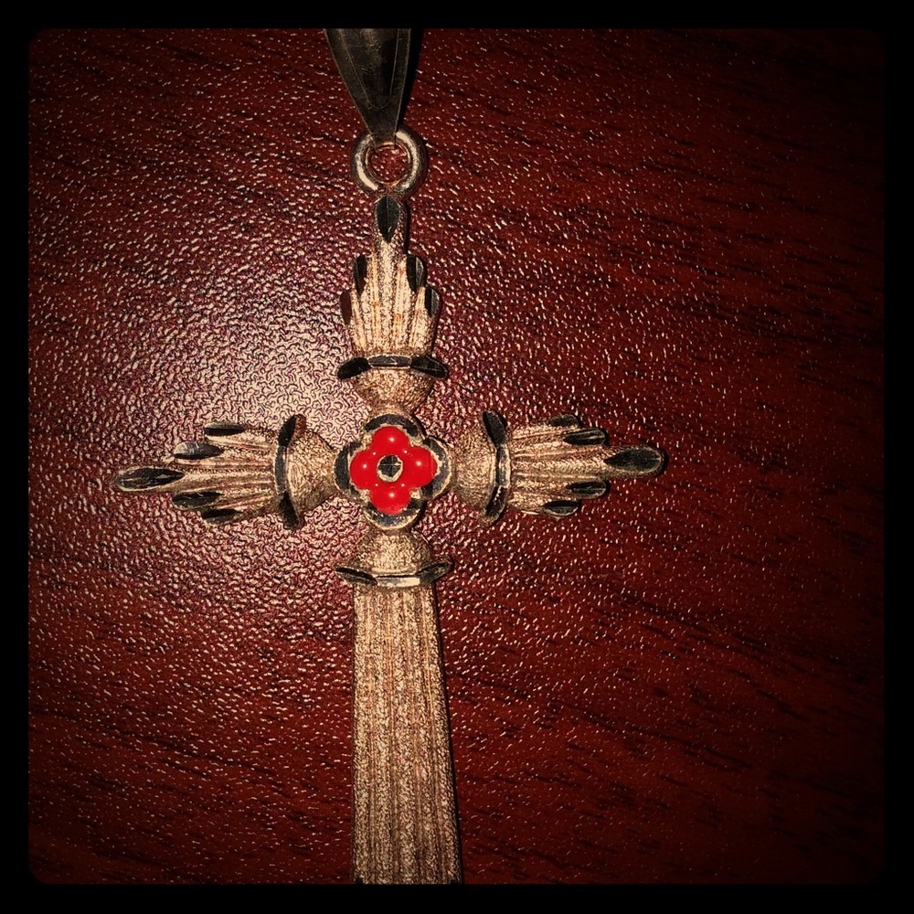Vintage cross pendant